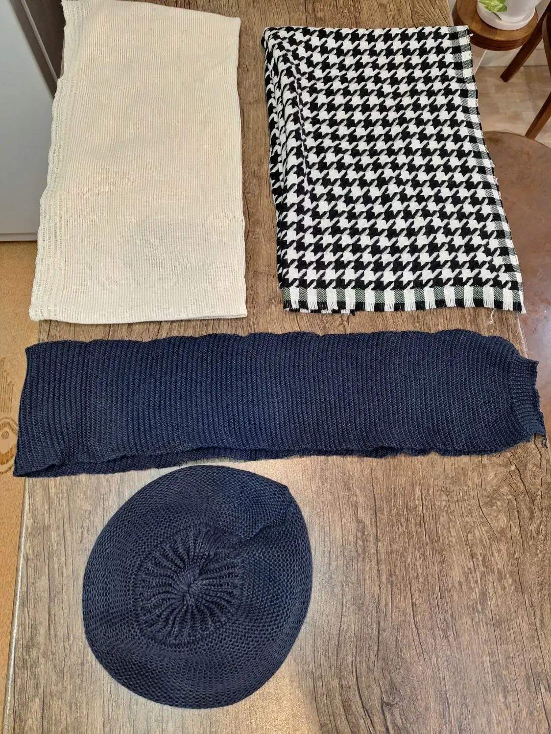 شال وکلاه همه باهم ۲۰۰|لباس|فردیس, شهرک گلها|دیوار