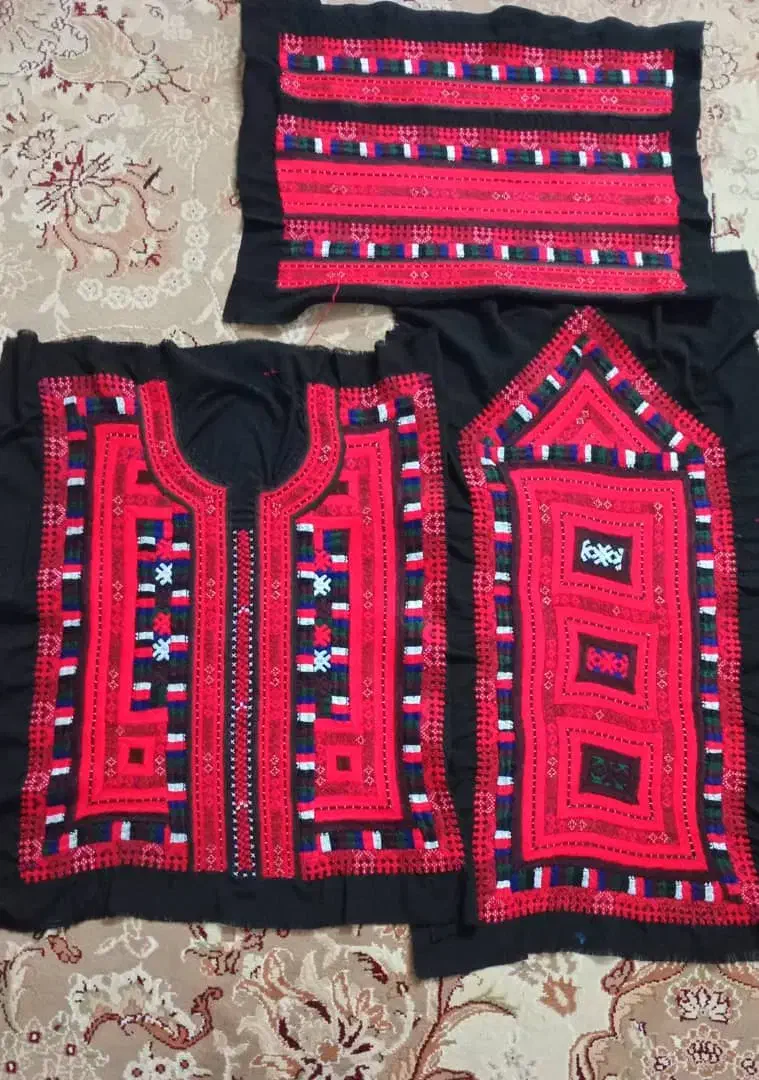 زیاستین|لباس|حمیدیا, |دیوار