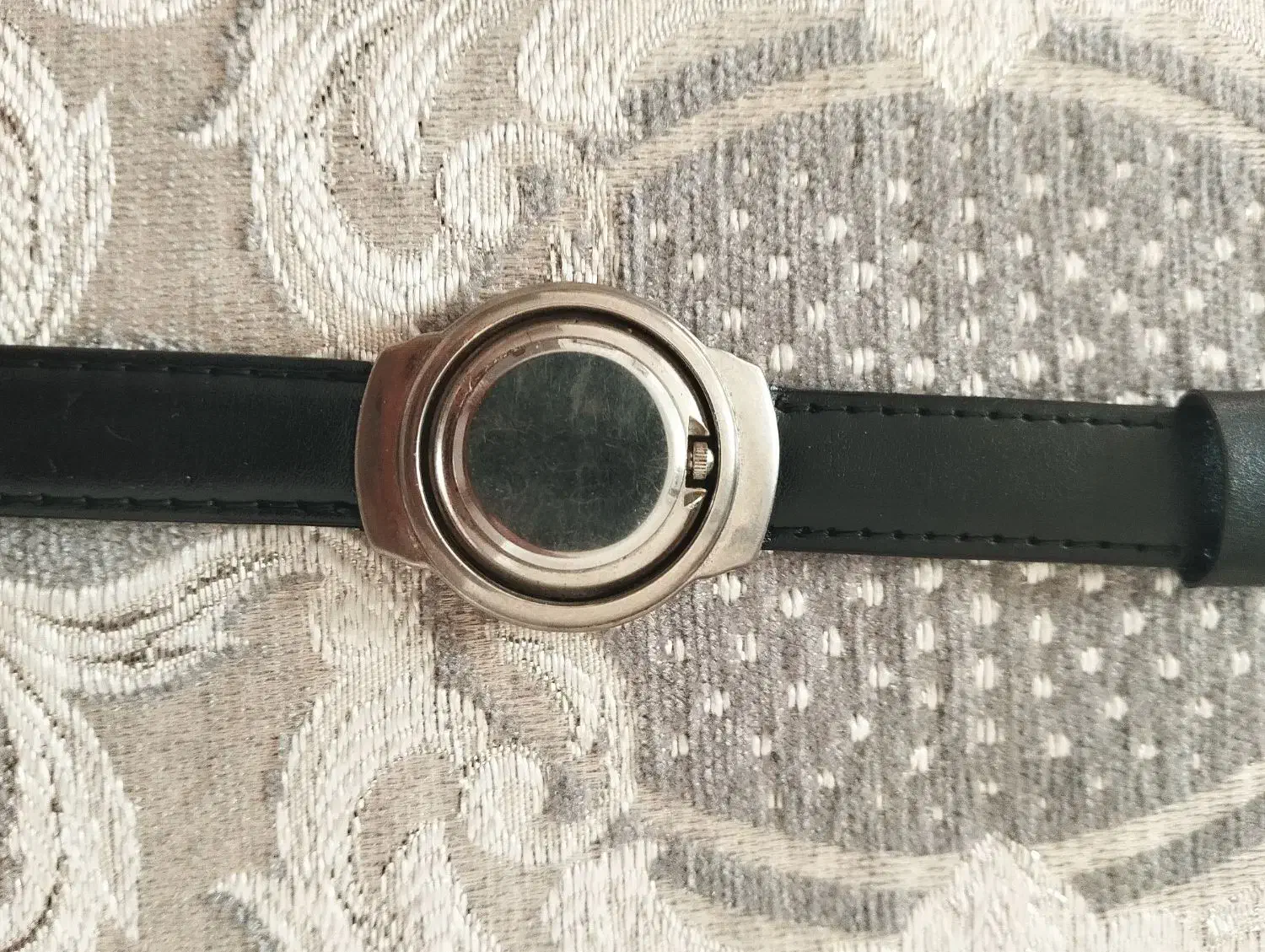 ساعت مچی دو طرفه قدیمی|ساعت|پاکدشت, پاکدشت (مامازند)|دیوار