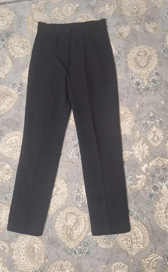 لباس کارکرده|لباس|زنجان, |دیوار