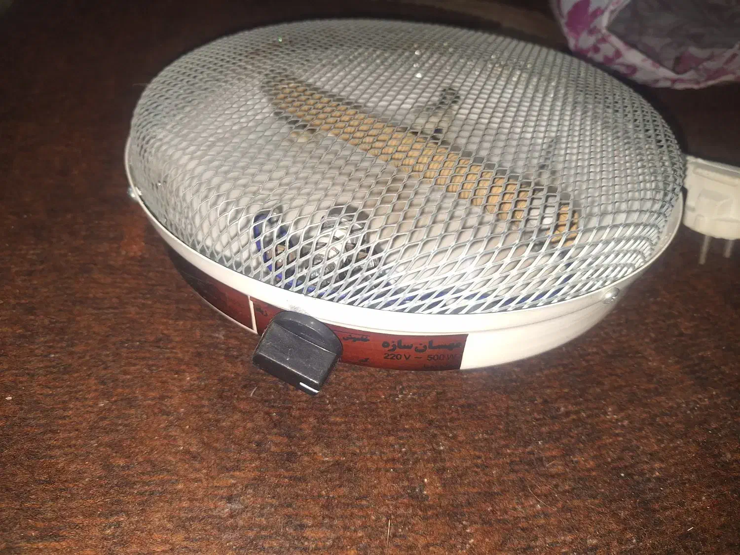 بخاری برقی.کرسی.گوشی تلفن|بخاری، هیتر، شومینه|ارومیه, |دیوار