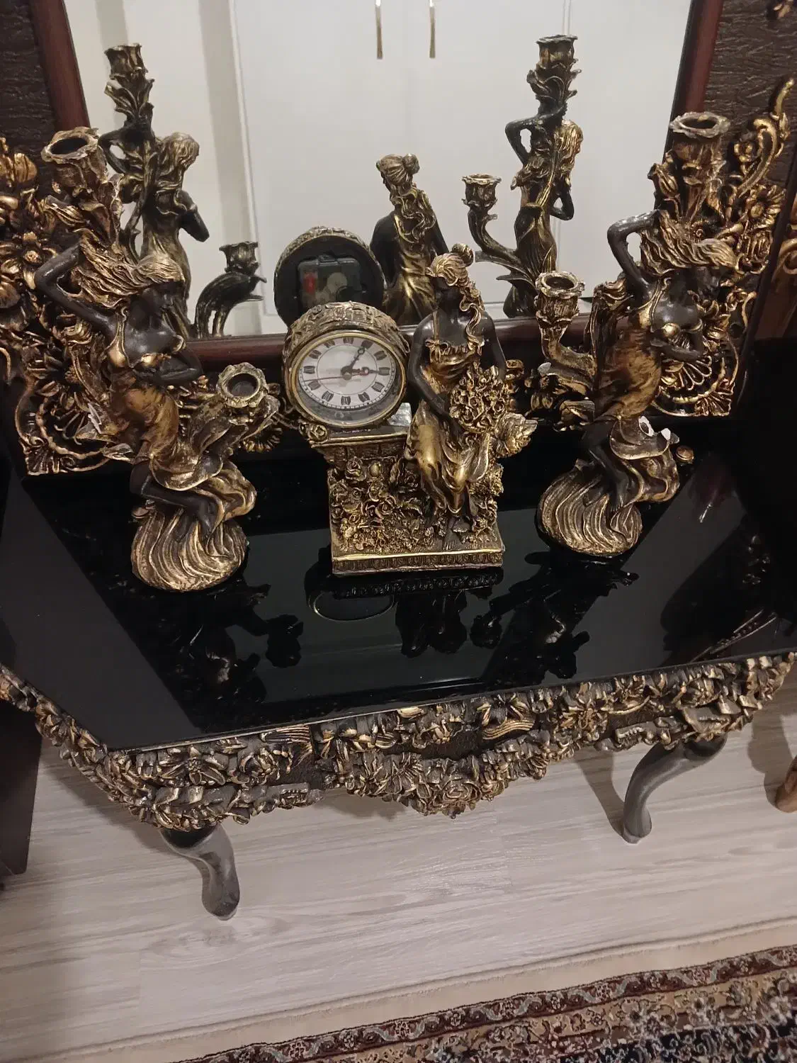 آینه و شمعدان|بوفه، ویترین، کنسول|اصفهان, فرهنگیان|دیوار