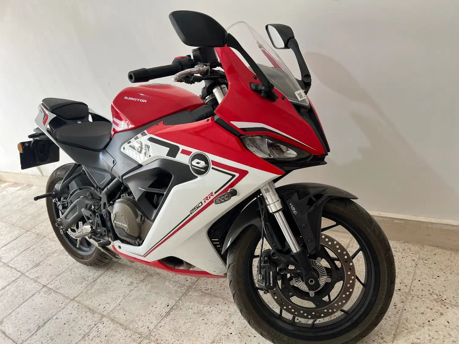 کیوجی ریس 250rr بنلی|موتورسیکلت|تربتحیدریه, ۴۵ متری|دیوار