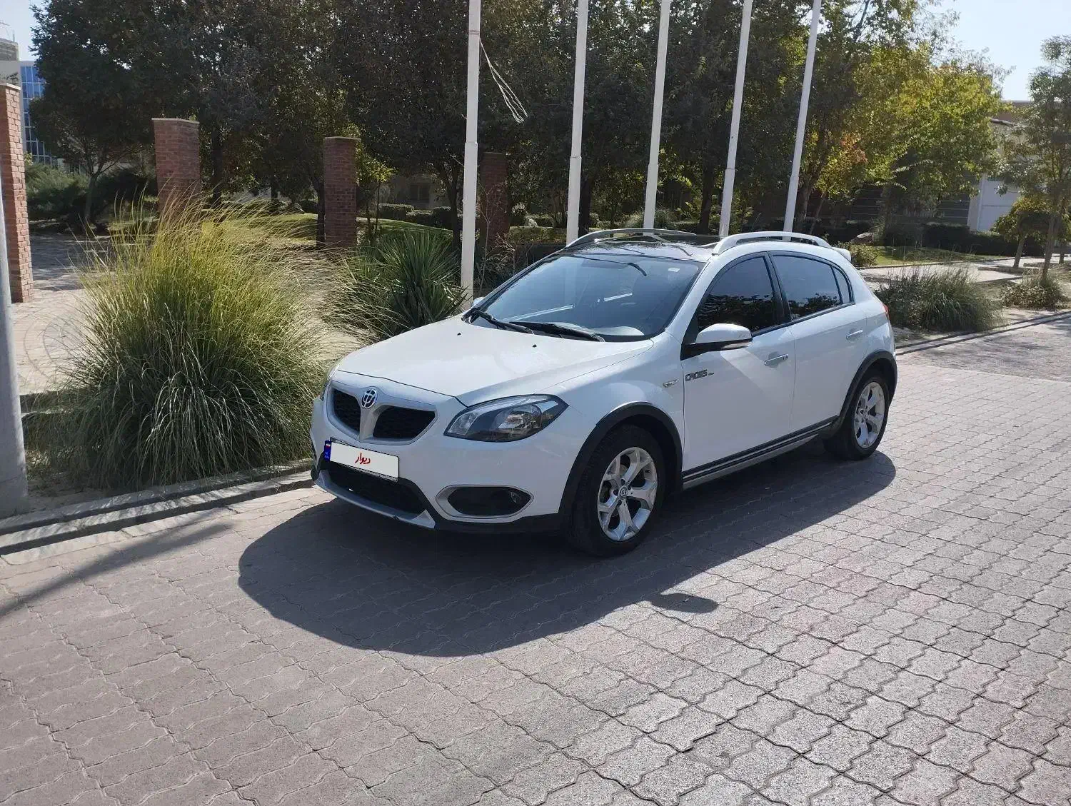 بلریانس کراس|خودرو سواری و وانت|مشهد, پروین اعتصامی|دیوار