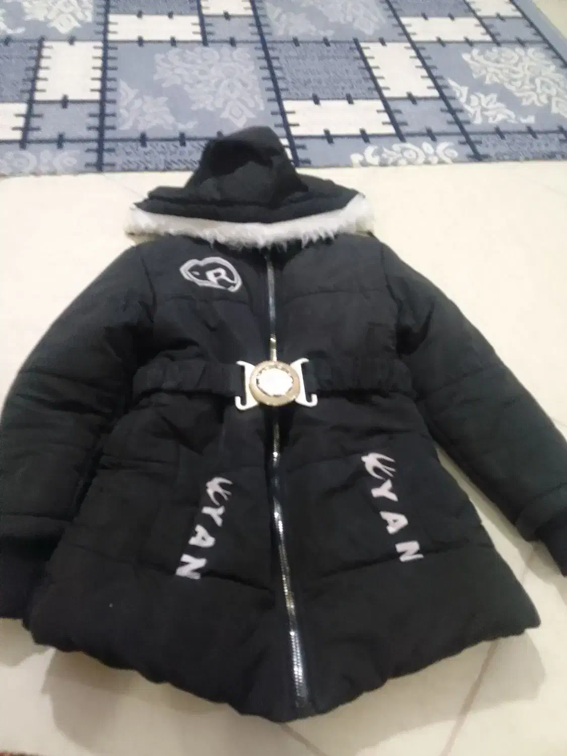 لباس بچه گانه|لباس|گلبهار, شهر جدید گلبهار|دیوار