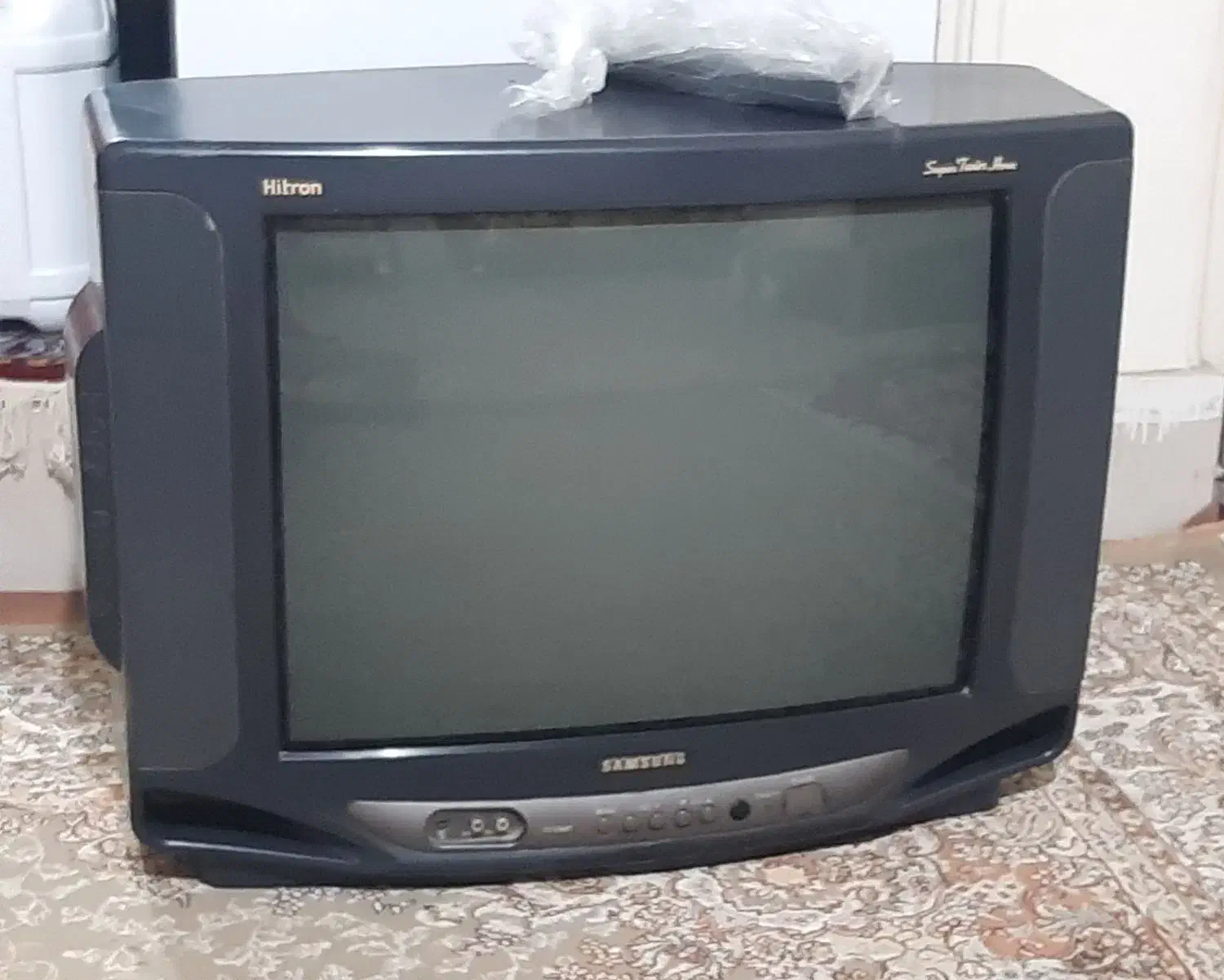 تلوزیون سامسونگ با میز|تلویزیون و پروژکتور|بندرعباس, |دیوار