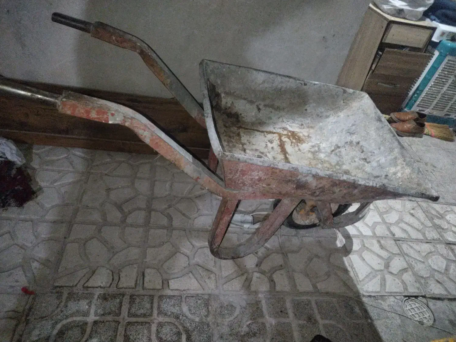 فرغون کارکرده|ابزارآلات|مشهد, شهید شهریاری|دیوار