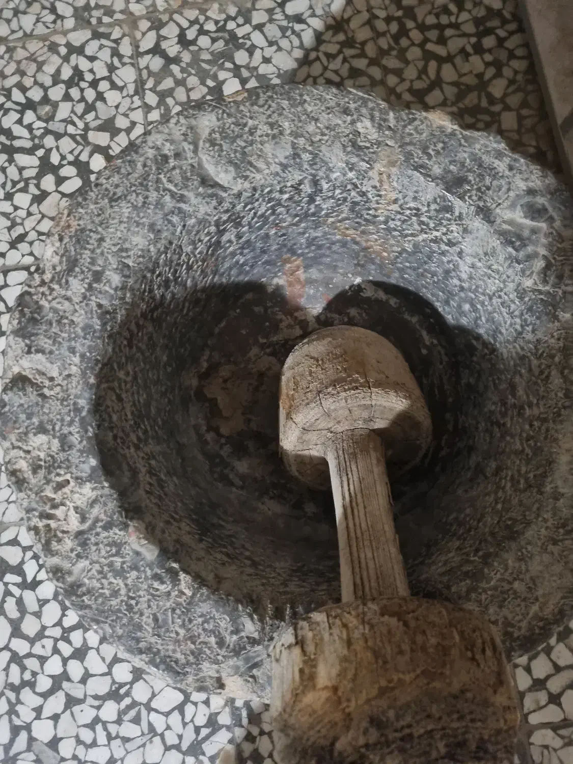 یانه قدیمی|کلکسیون اشیاء عتیقه|اصفهان, کوی گلزار|دیوار