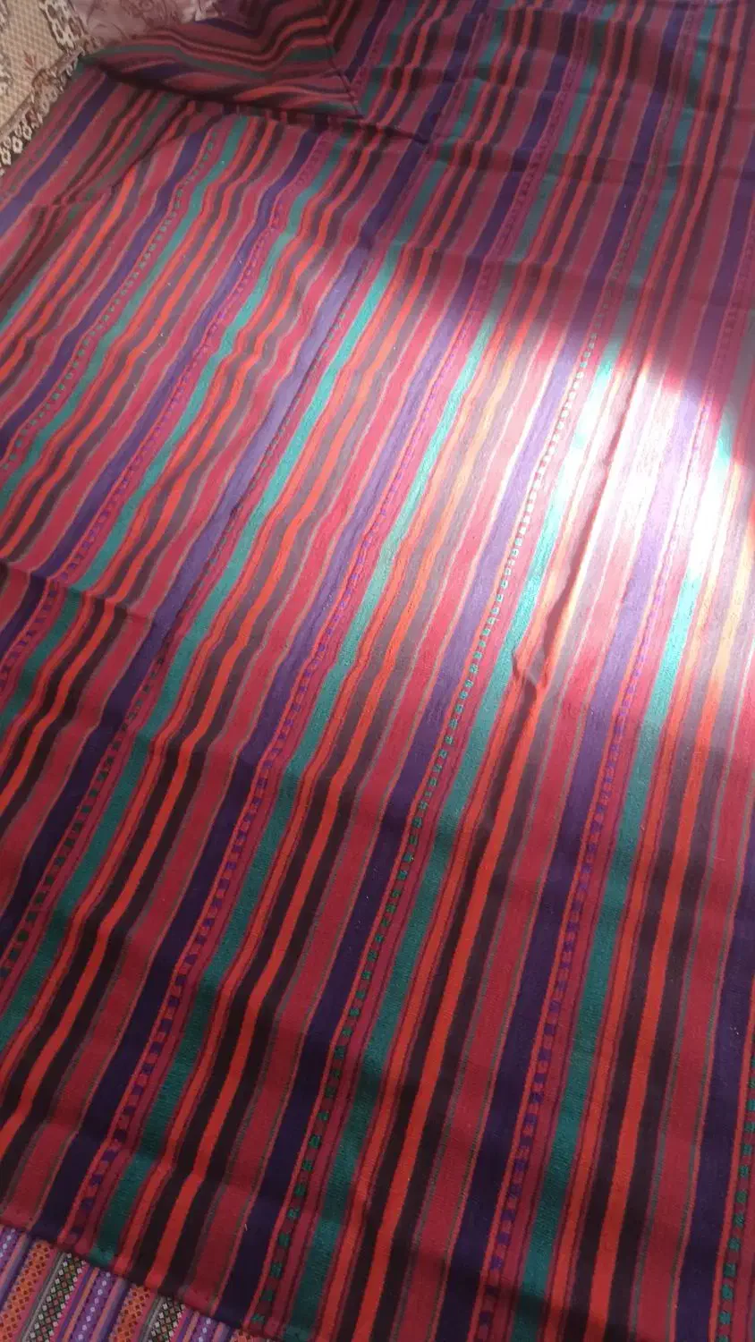 یک عدد جاجیم محلی و قدیمی  بفروش میرسد|گلیم، جاجیم، گبه|باسمنج, |دیوار