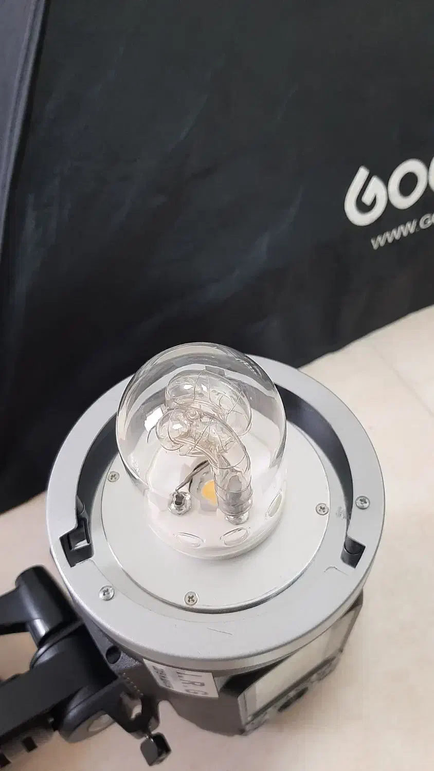 فلش، تریگر، سافت باکس گودوکس|دوربین عکاسی و فیلم‌برداری|شیراز, شهرک گلستان|دیوار