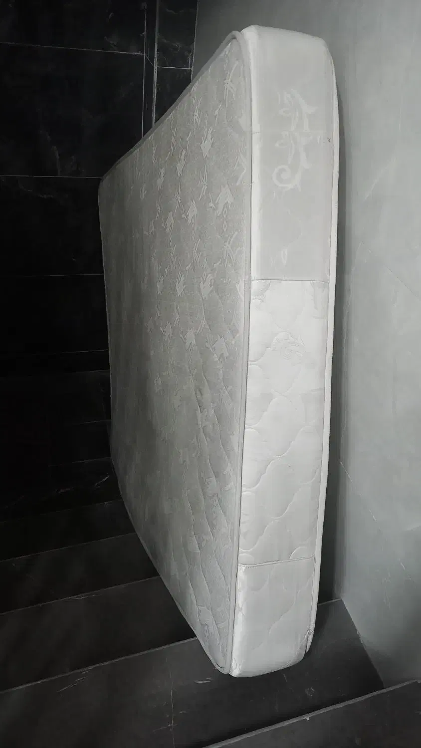 تشک دو نفره|تشک تختخواب|اصفهان, بهارستان|دیوار