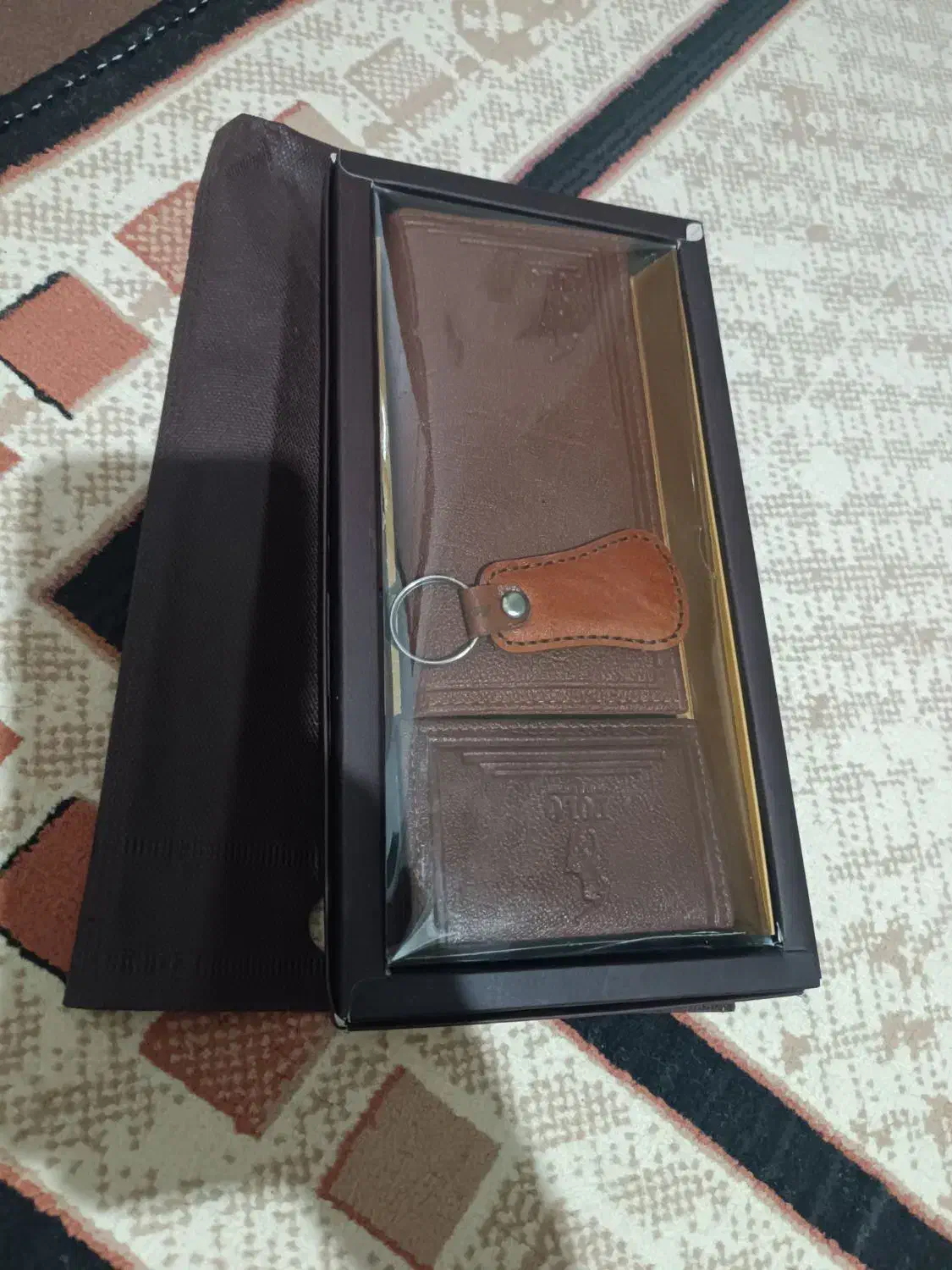 کیف چرم|کیف، کفش، کمربند|گلبهار, شهر جدید گلبهار|دیوار