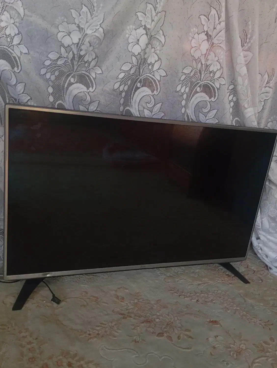 تلویزیون ۴۲ اینچ LG ال ای دی|تلویزیون و پروژکتور|کرج, حصارک پایین|دیوار