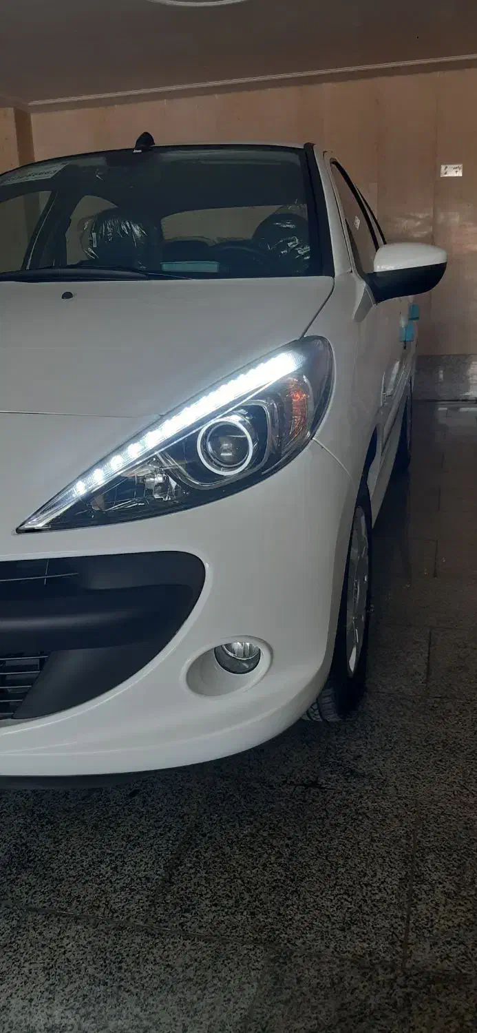 207 مدل1403 سفید|خودرو سواری و وانت|تهران, شهرک شریعتی|دیوار