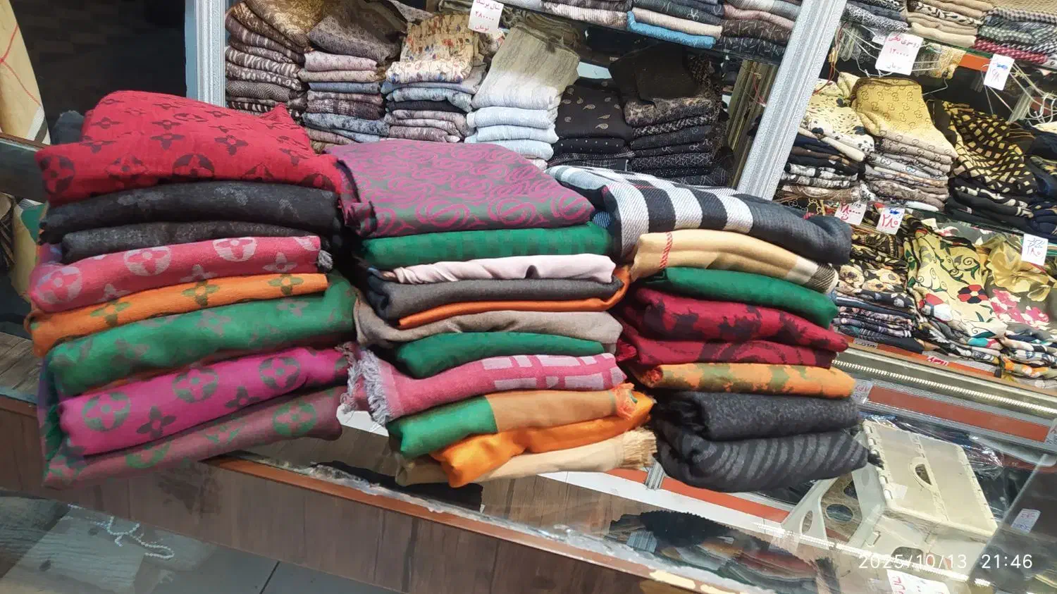 روسری پاییزه ۱۲۵۰۰۰ تومان|لباس|جهرم, |دیوار