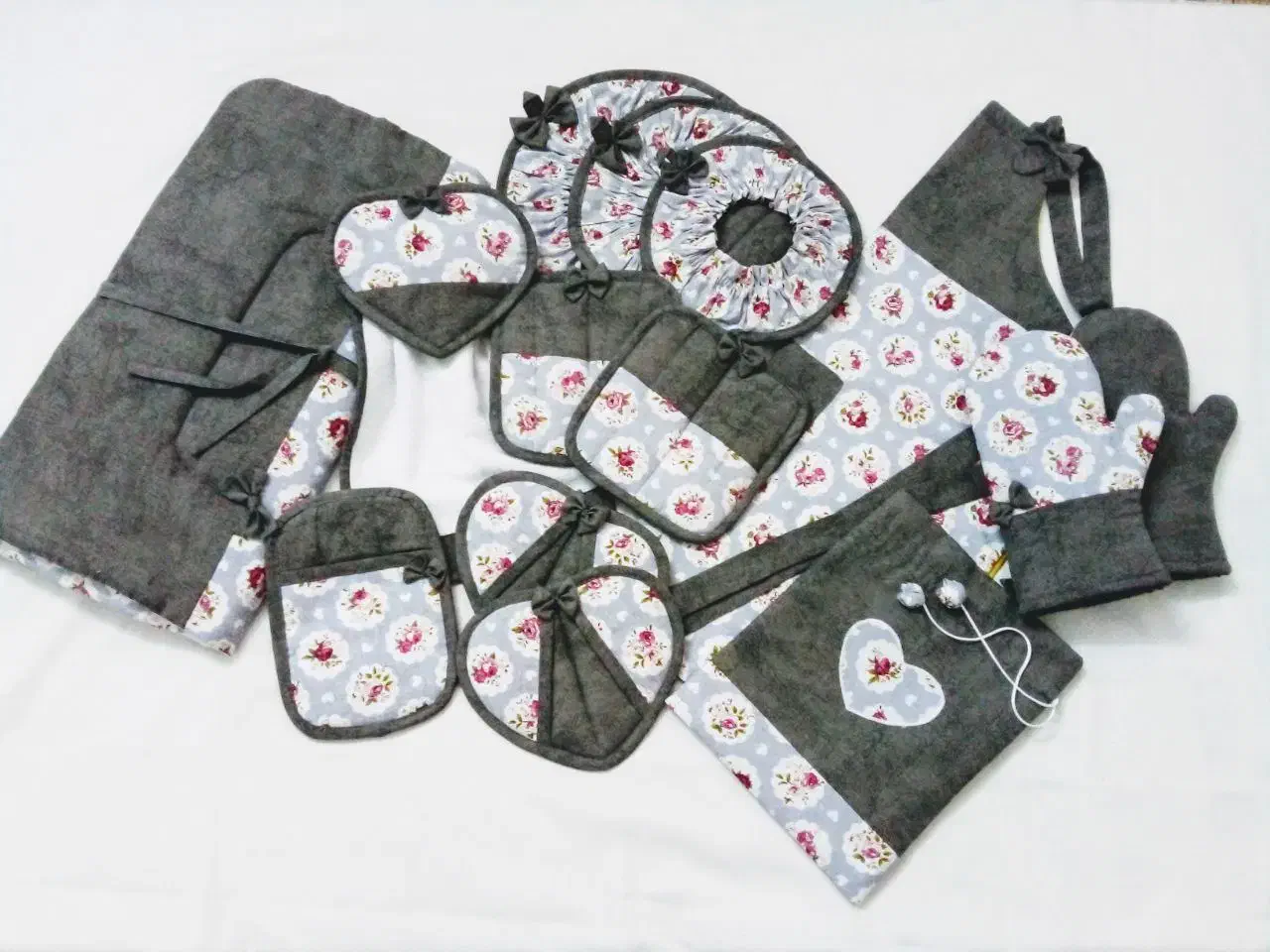 سرویس آشپزخانه عروس|سفره، حوله، دستمال آشپزخانه|بروجرد, |دیوار