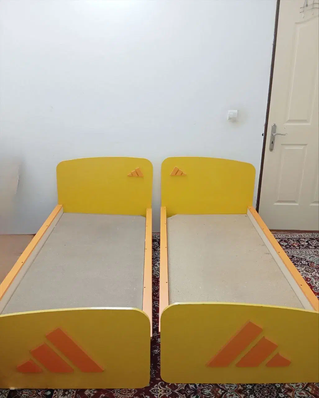 تخت خواب یک نفره|تخت و سرویس خواب|بجنورد, |دیوار