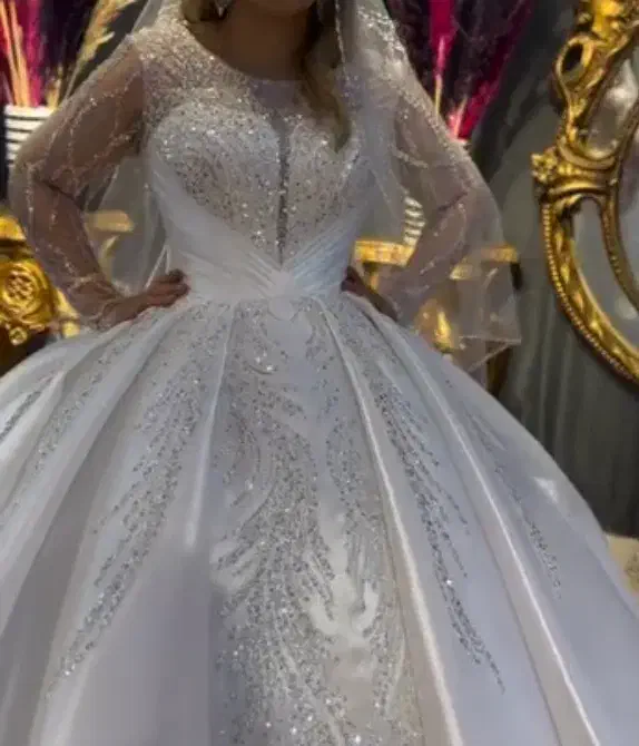 لباس عروس|لباس|رباطکریم, نصیرشهر|دیوار