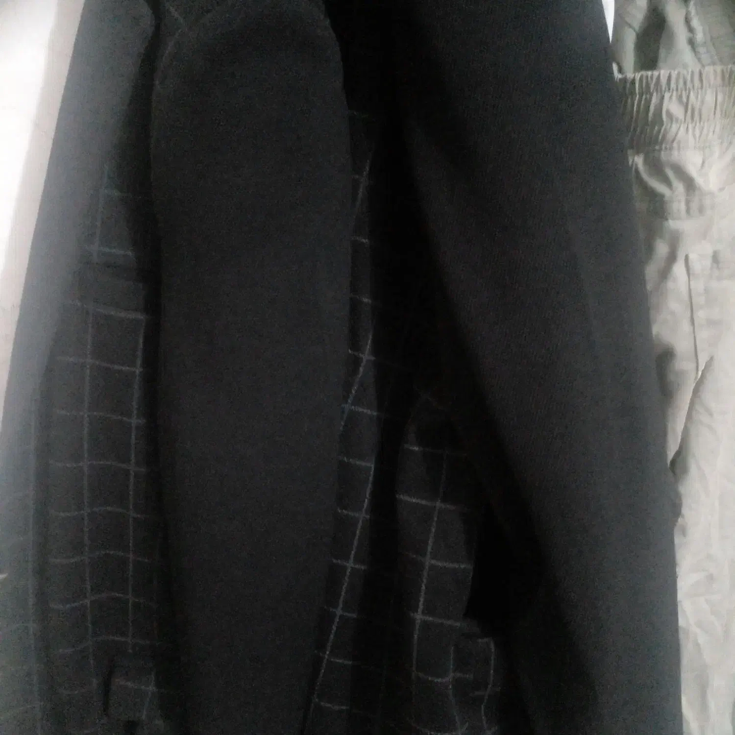 کت تک|لباس|رامشیر, |دیوار