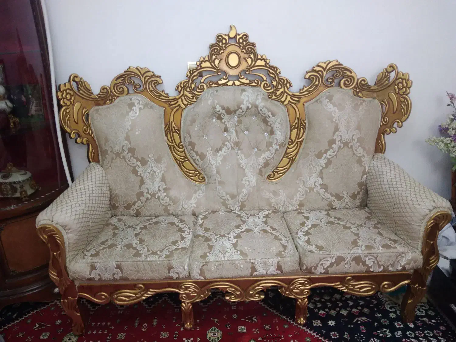 مبلمان سلطنتی 7 نفره|مبلمان خانگی و میز عسلی|شیراز, کوی زهرا|دیوار