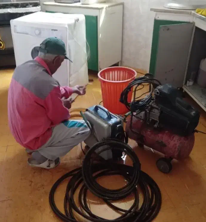 لوله بازکنی«جعفری»شبانه روزی با دستگاه فنر وپمپ|خدمات پیشه و مهارت|زاهدان, |دیوار