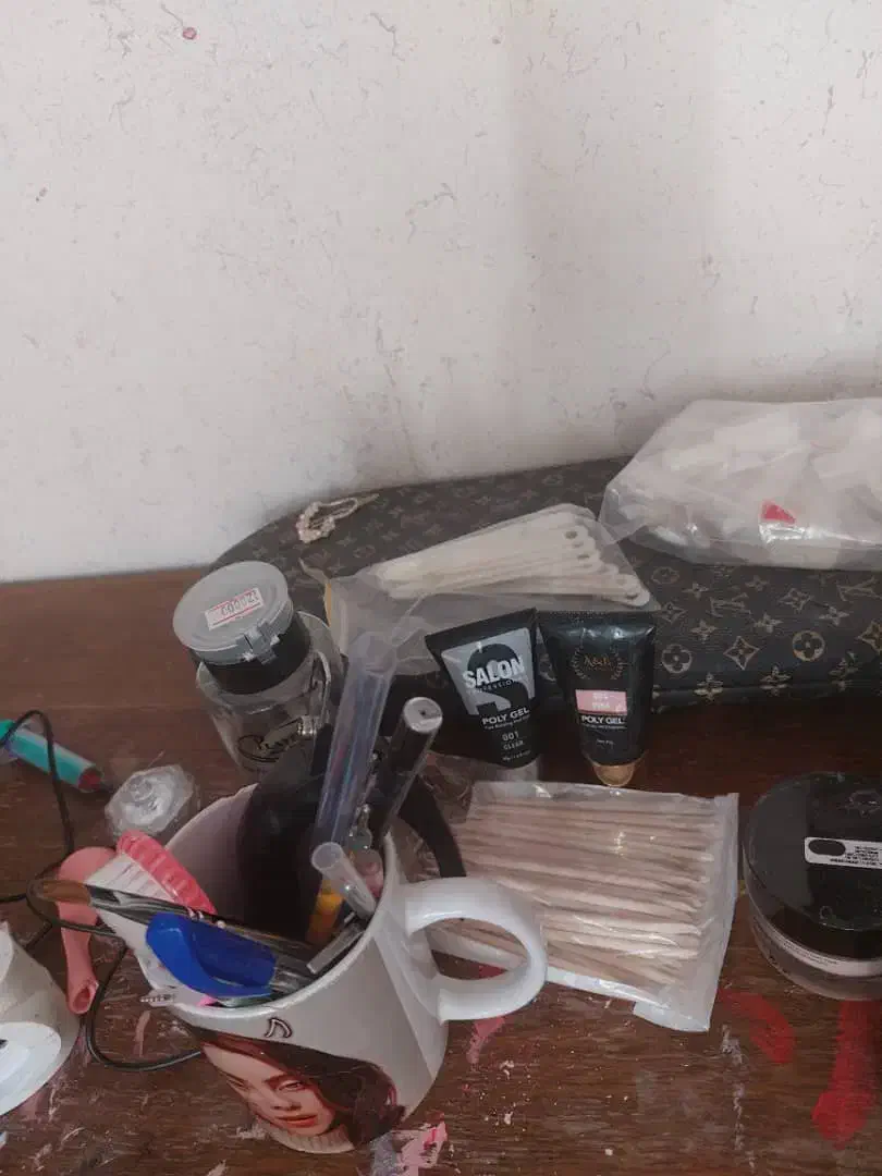 دستگاه یو وی وتجهیزات ناخن کاری|آرایشگاه و سالنهای زیبایی|قزوین, |دیوار