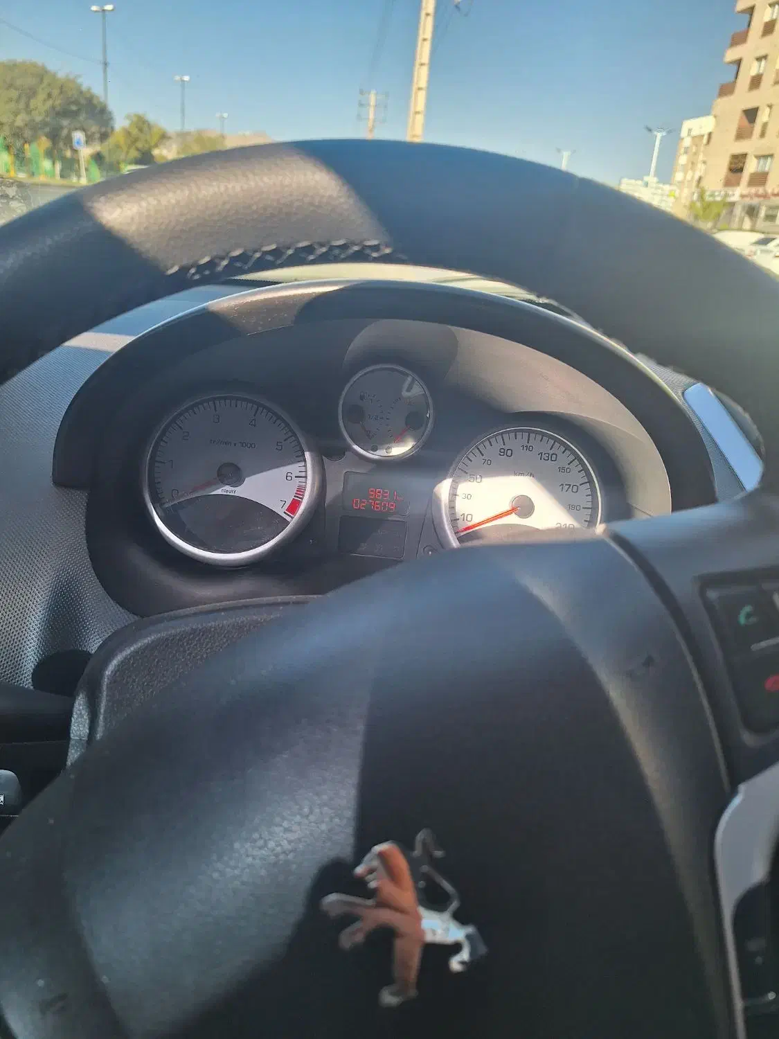 ۲۰۷ سقف پانا|خودرو سواری و وانت|زنجان, |دیوار