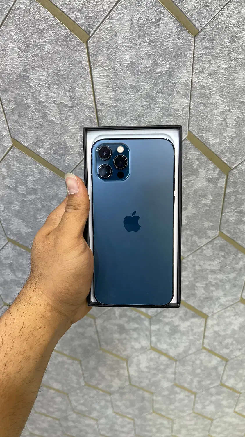 iPhone 12 pro|موبایل|قم, نوقطار|دیوار