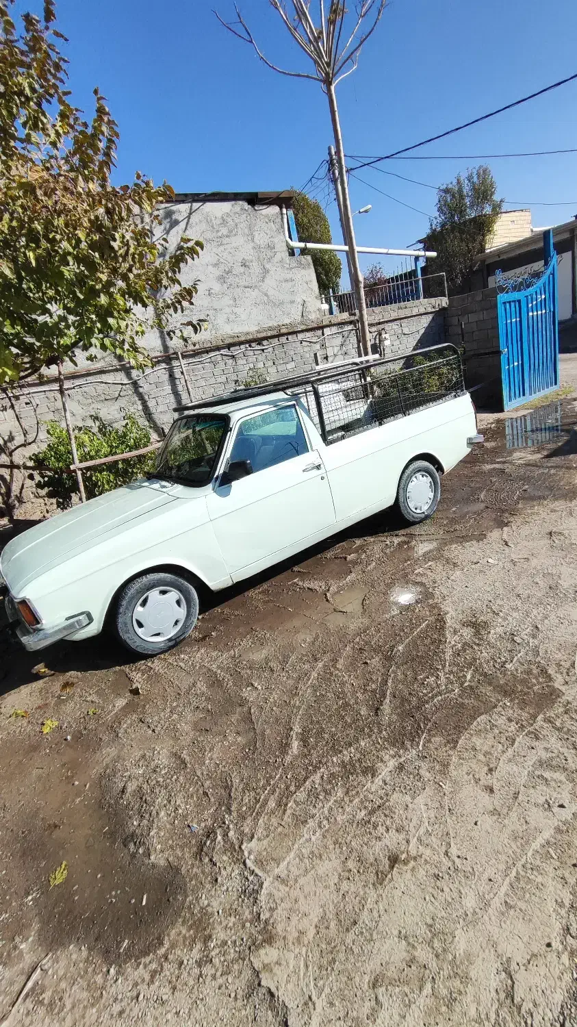 پیکان وانت|خودرو سواری و وانت|میانه, |دیوار