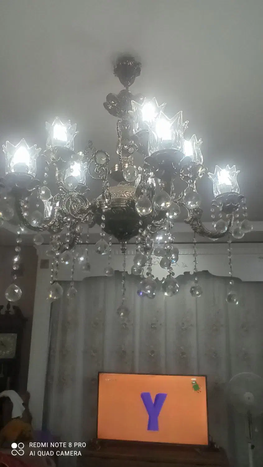 لوستر‌برنجی‌5شاخه10شعله|لوستر و چراغ آویز|مشهد, انقلاب|دیوار