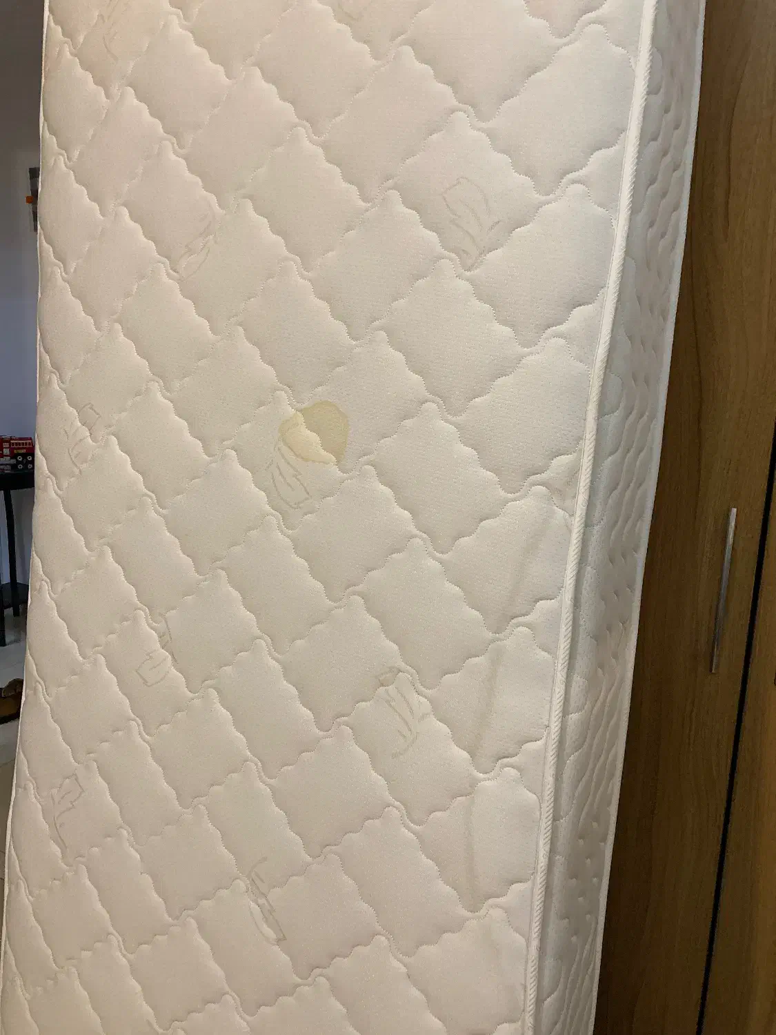 خوشخواب|تشک تختخواب|ساری, |دیوار