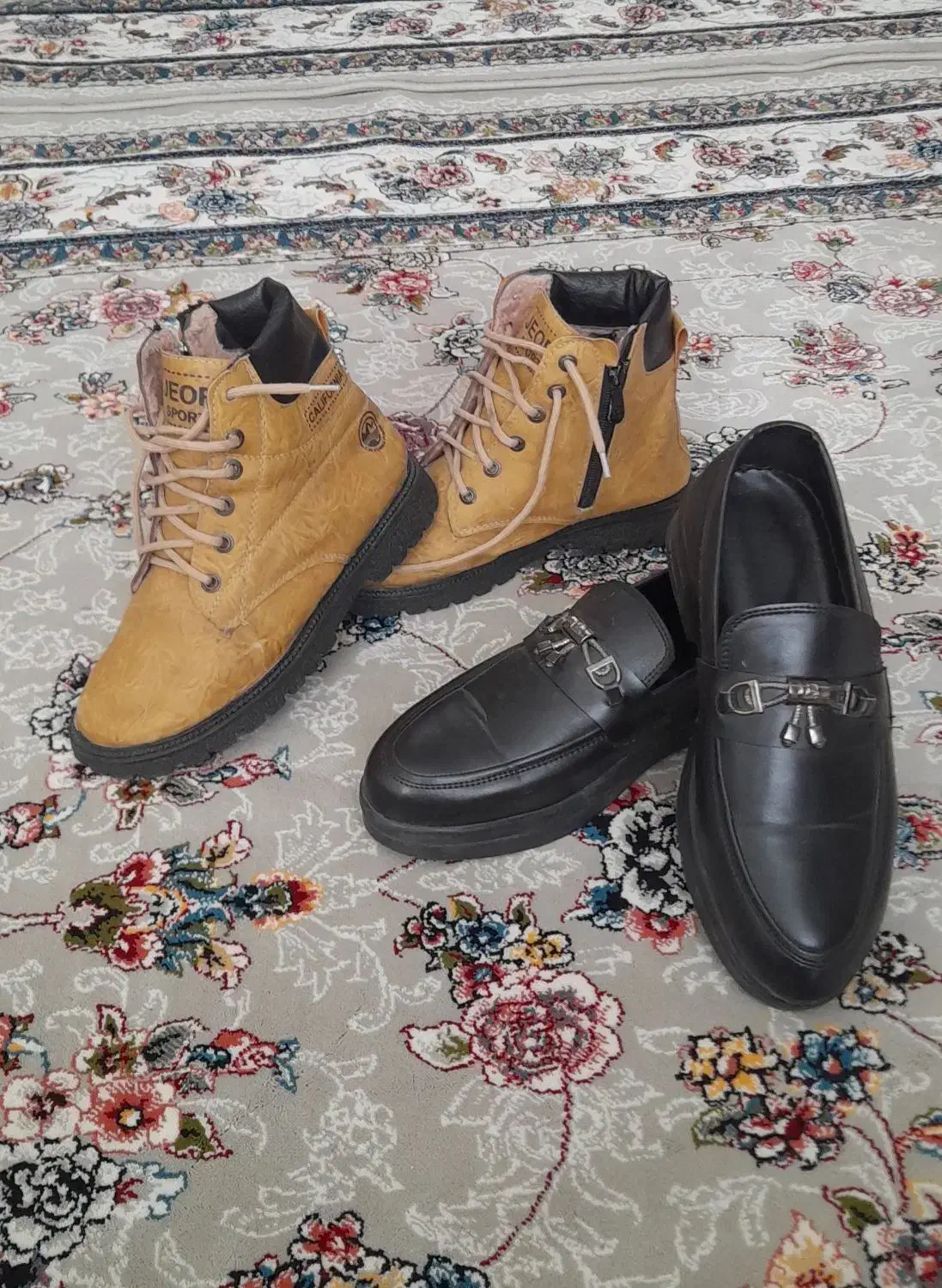 نیم بوت پسرانه سایز ۳۷ و کالج سایز۳۶|کفش و لباس بچه|سنندج, |دیوار