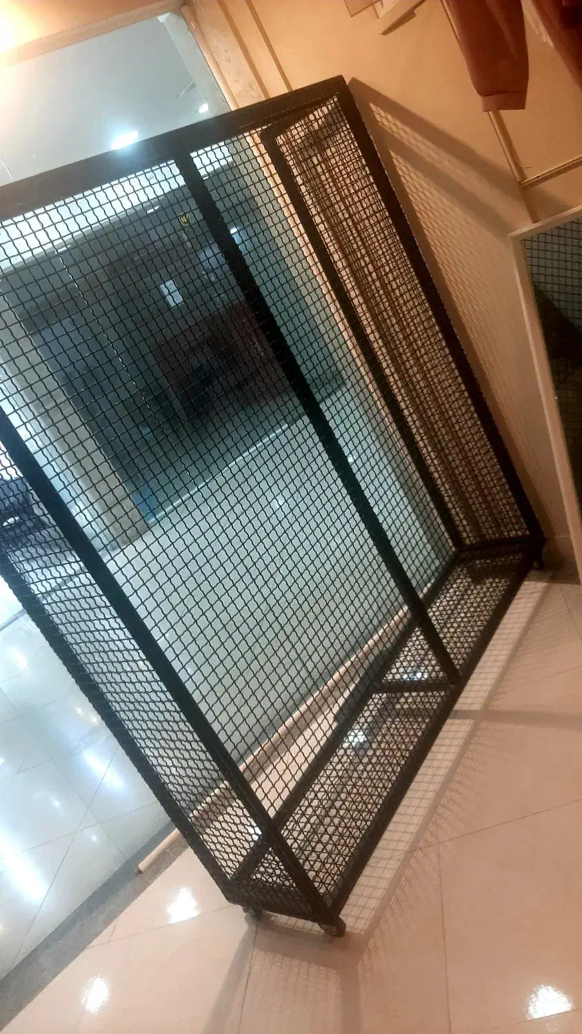 فروش استند توری مغازه. و فروش اتاق پرو|فروشگاه و مغازه|بهشهر, |دیوار