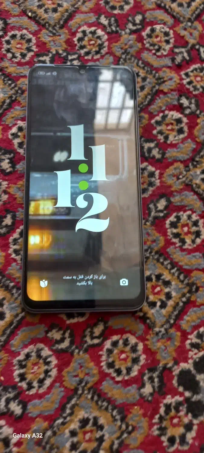 موبایل فروشی|موبایل|درمیان, |دیوار