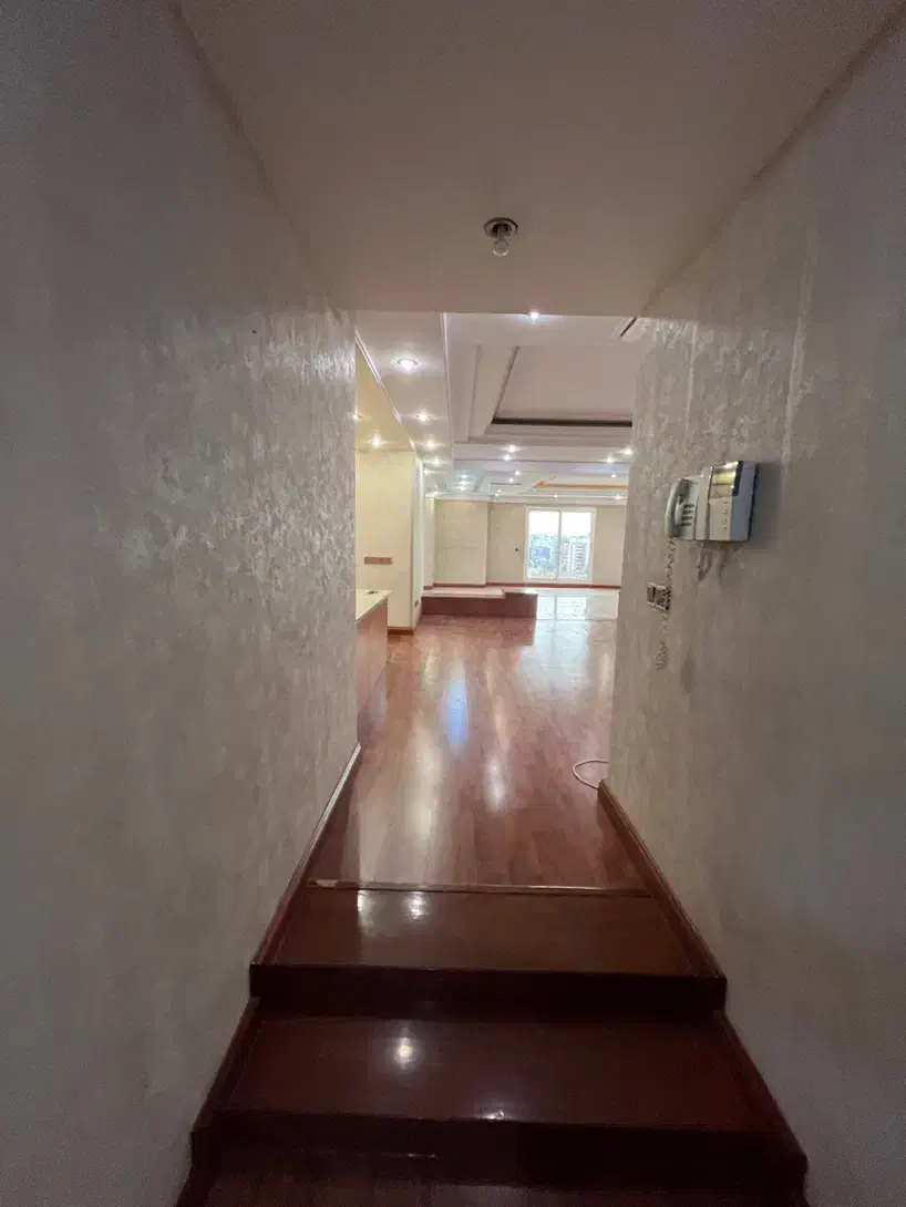 فرمانیه ۳۵۰ متر ۴خواب تاپ لوکیشن فول امکانات