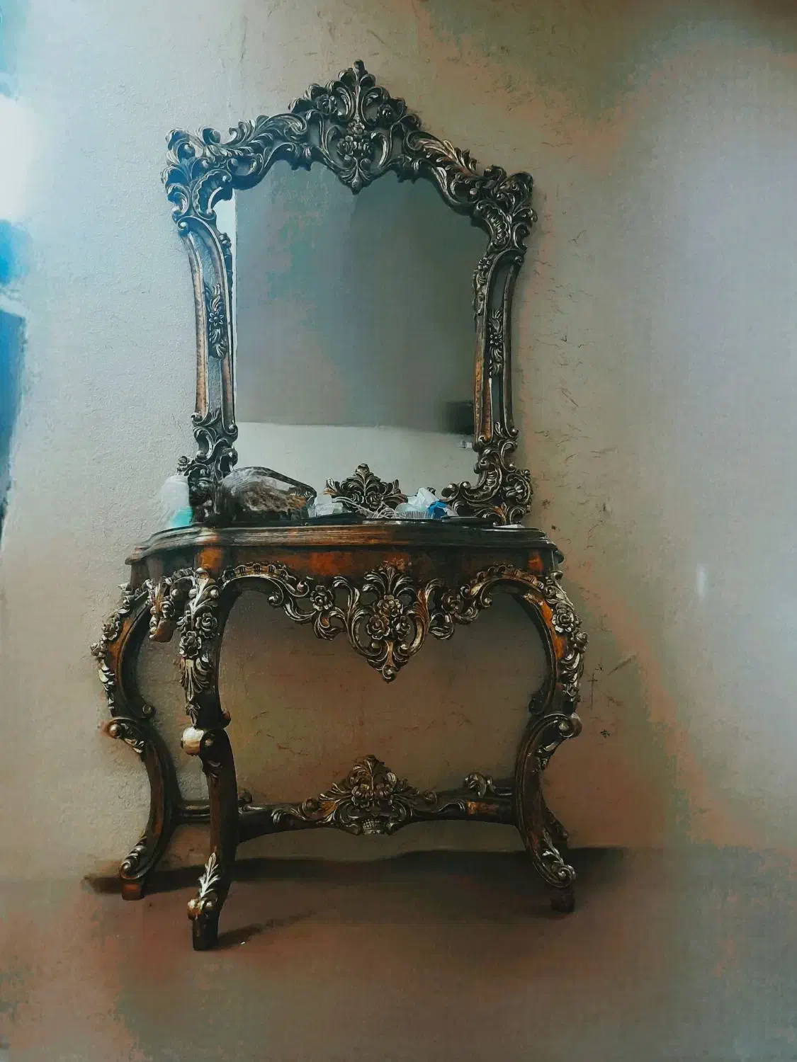 میز برنز وآینه کنسول|بوفه، ویترین، کنسول|قم, هفت تیر|دیوار