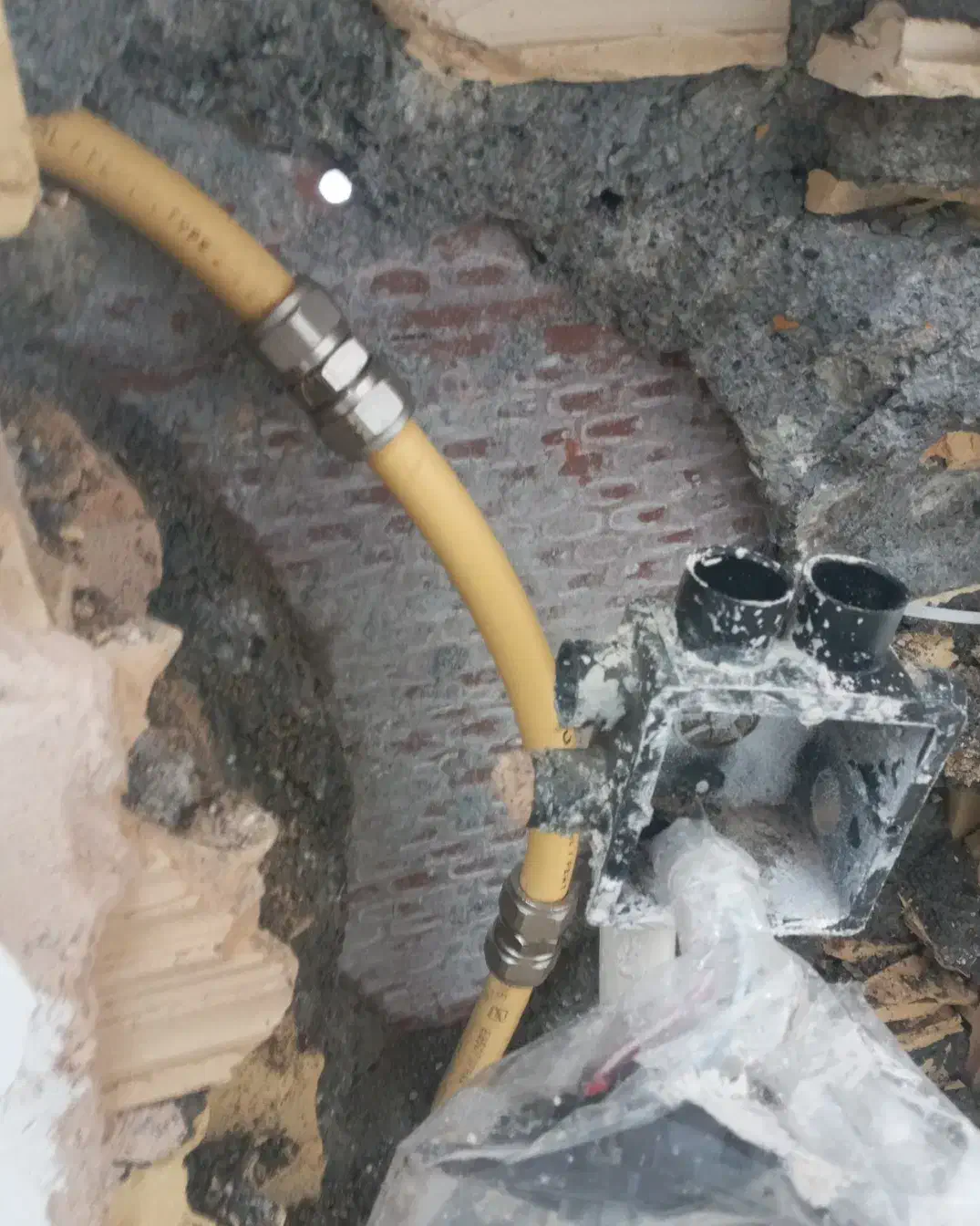 لوله کشی ساختمان نصب وتعمیر شیرالات|خدمات پیشه و مهارت|بیرجند, |دیوار