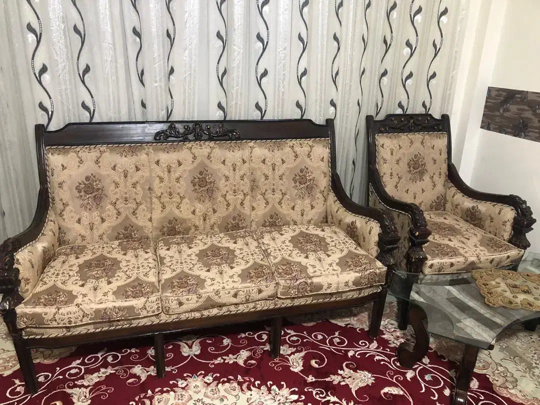 تخت خواب دونفره  و مبل 9نفره|مبلمان خانگی و میز عسلی|گلپایگان, |دیوار