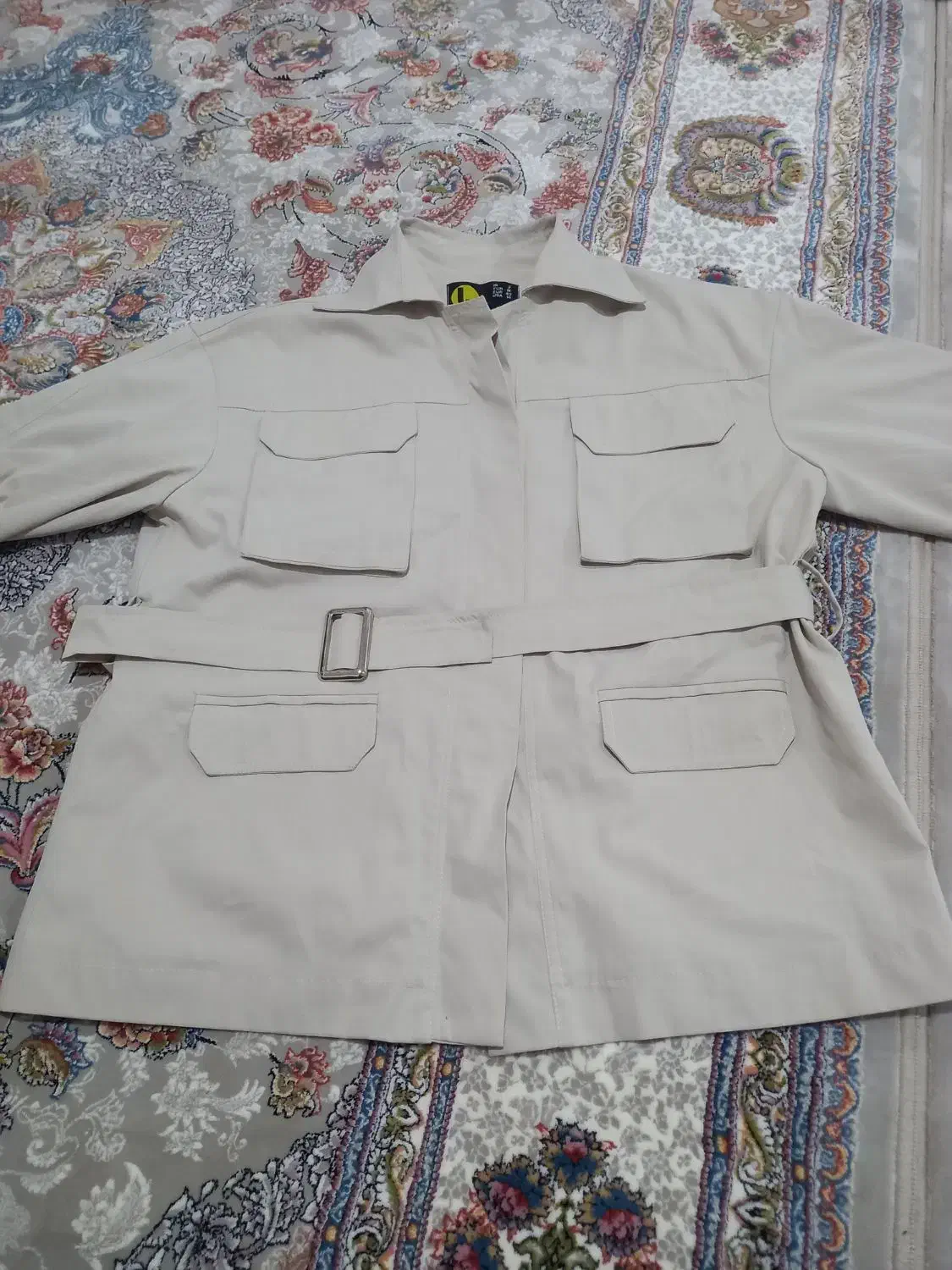 کت زنانه|لباس|سنگر, |دیوار