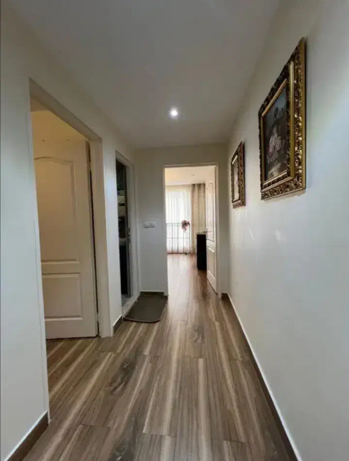 واحد 128 متری 3 خواب 4 قدمی دریاچه