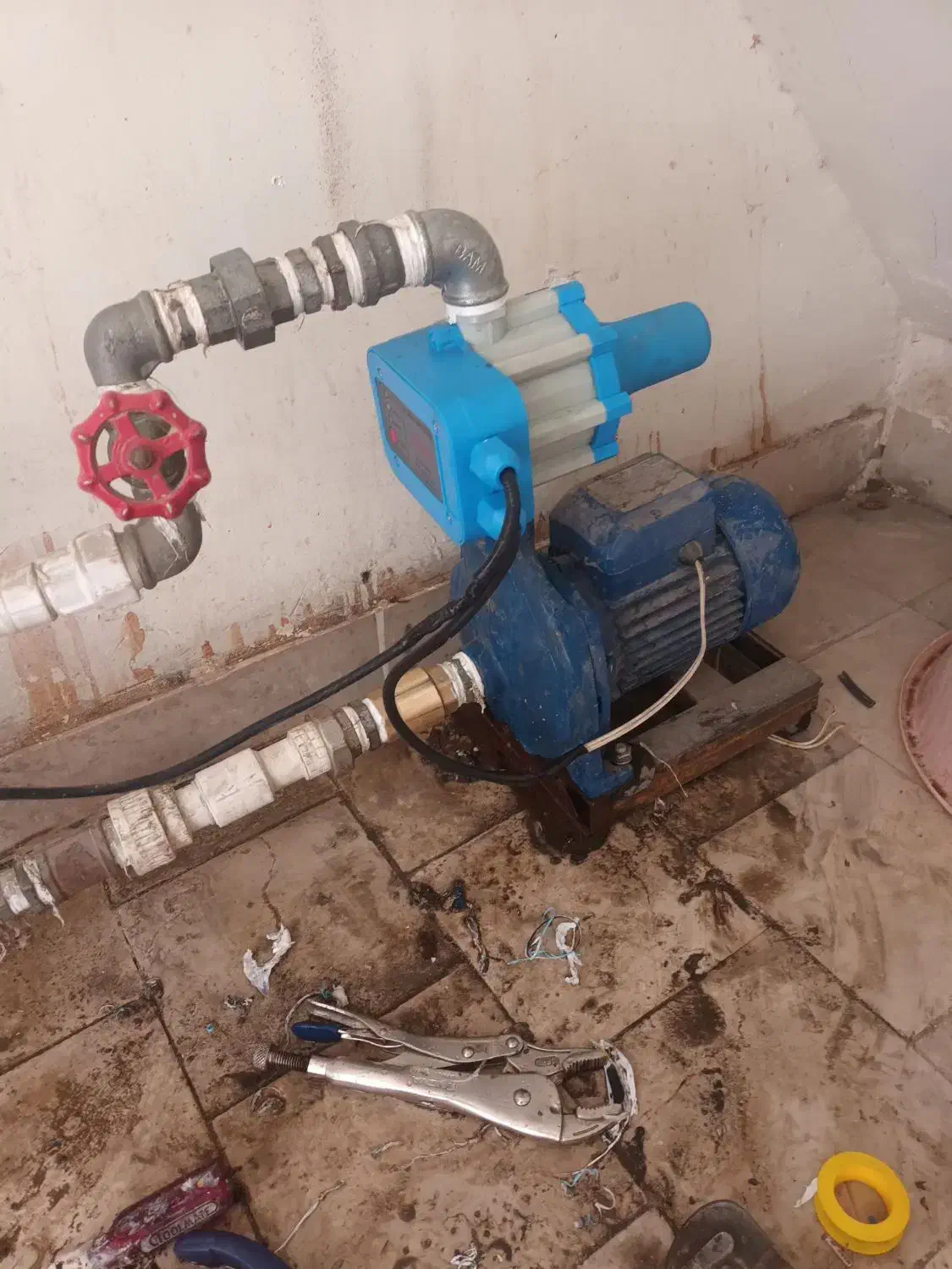تعمیرپمپ آب درمحل تعمیرآبگرمکن ونصب تانکر آب|خدمات پیشه و مهارت|اسلام‌شهر, صادقیه|دیوار