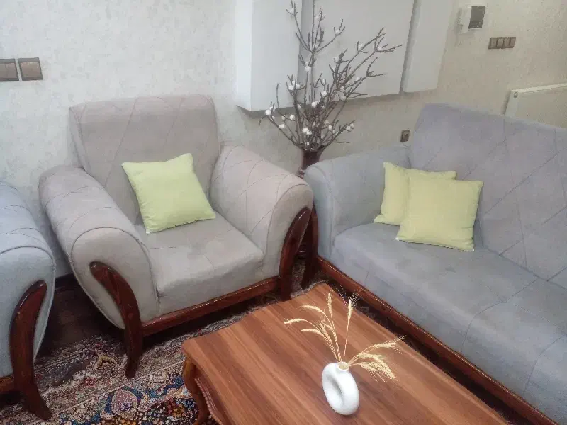 مبل|مبلمان خانگی و میز عسلی|شاهین‌شهر, فردوسی|دیوار