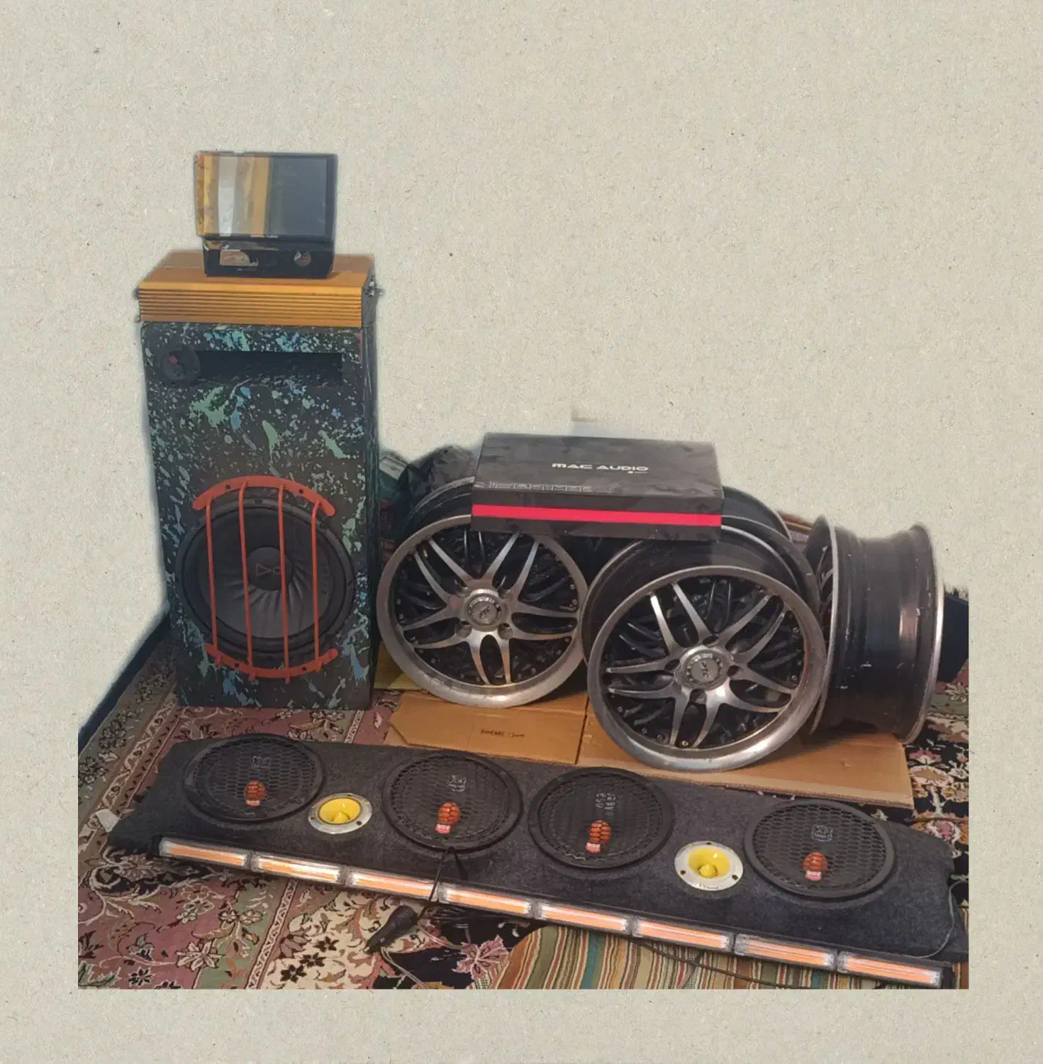 سیستم ماشین و چراغ فدرالی|قطعات یدکی و لوازم جانبی|کرمان, |دیوار