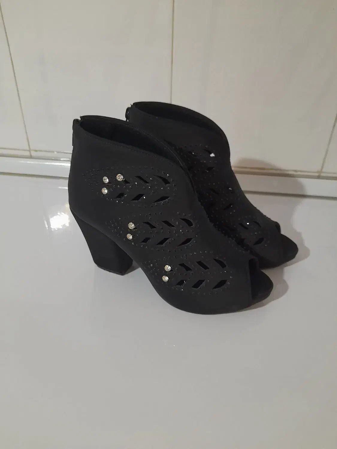 کفش مجلسی|کیف، کفش، کمربند|اردبیل, |دیوار