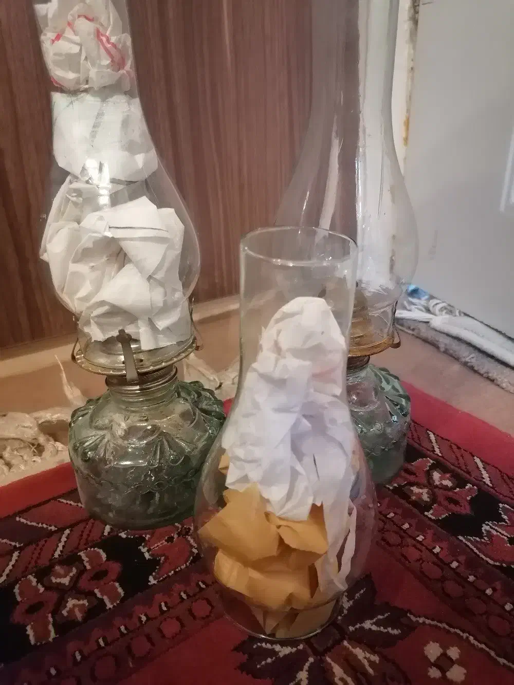 چراغ نفتی شیشه ای|کلکسیون اشیاء عتیقه|اهواز, نادری|دیوار