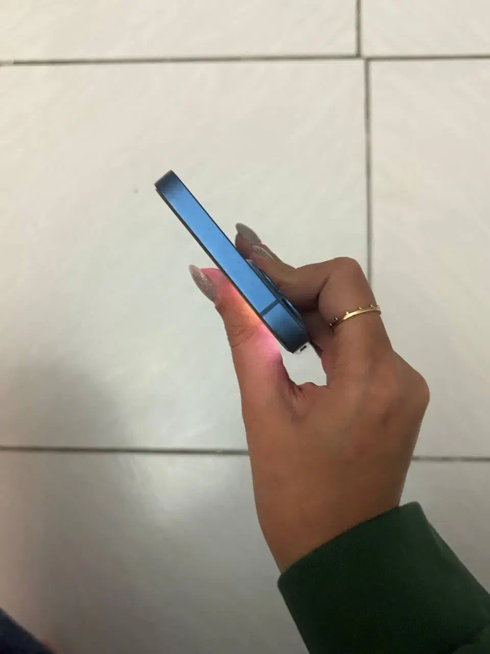 اپل iPhone 13 با حافظهٔ ۱۲۸ گیگابایت|موبایل|تهران, فلسطین (میدان انقلاب)|دیوار