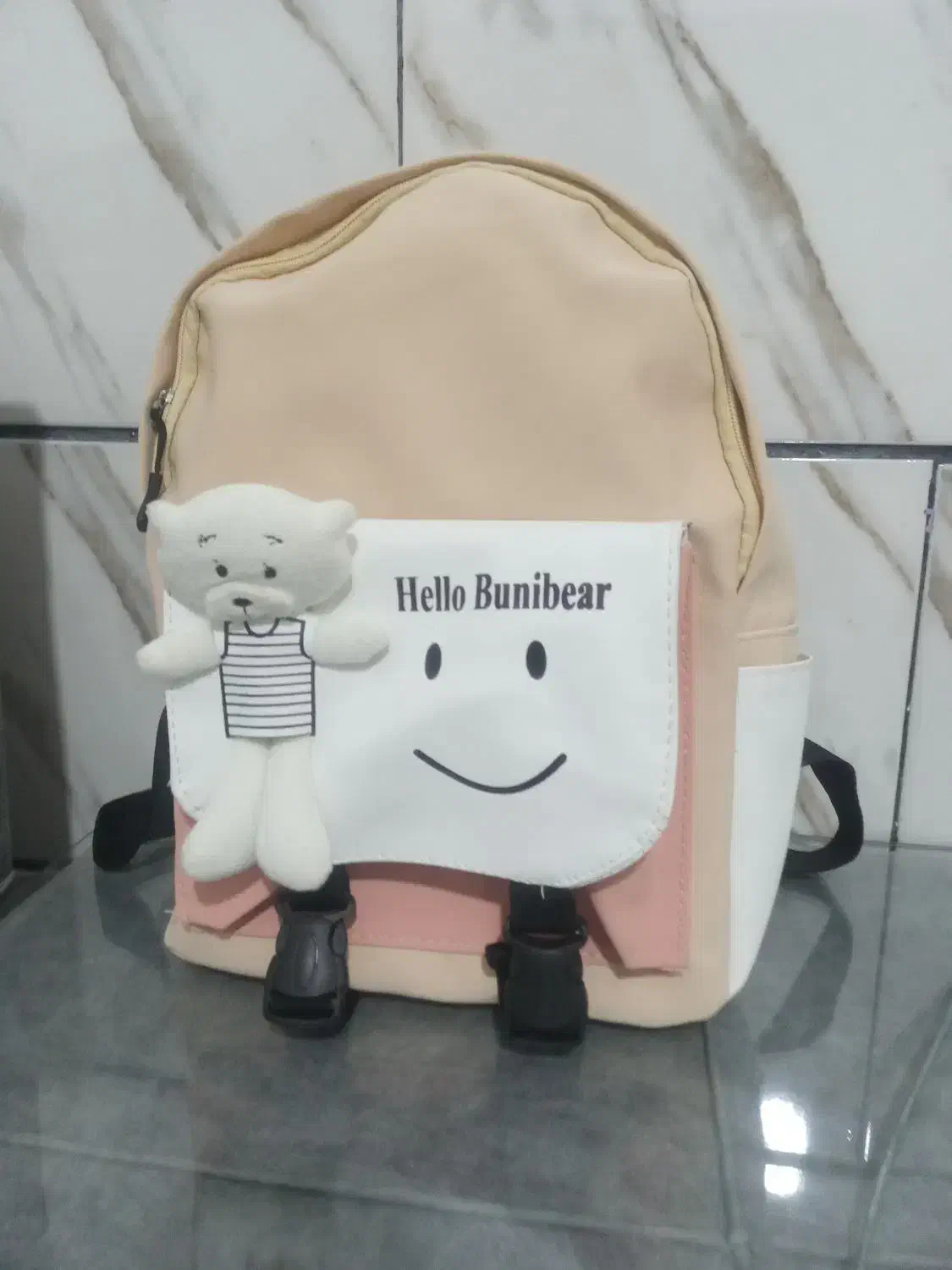 سلام|کیف، کفش، کمربند|بوئین زهرا, |دیوار