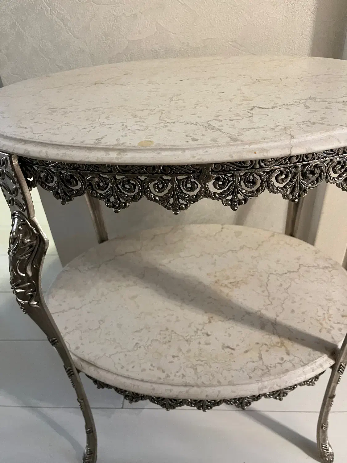 میز اینه و شمعدان|بوفه، ویترین، کنسول|اصفهان, باغ زیار|دیوار