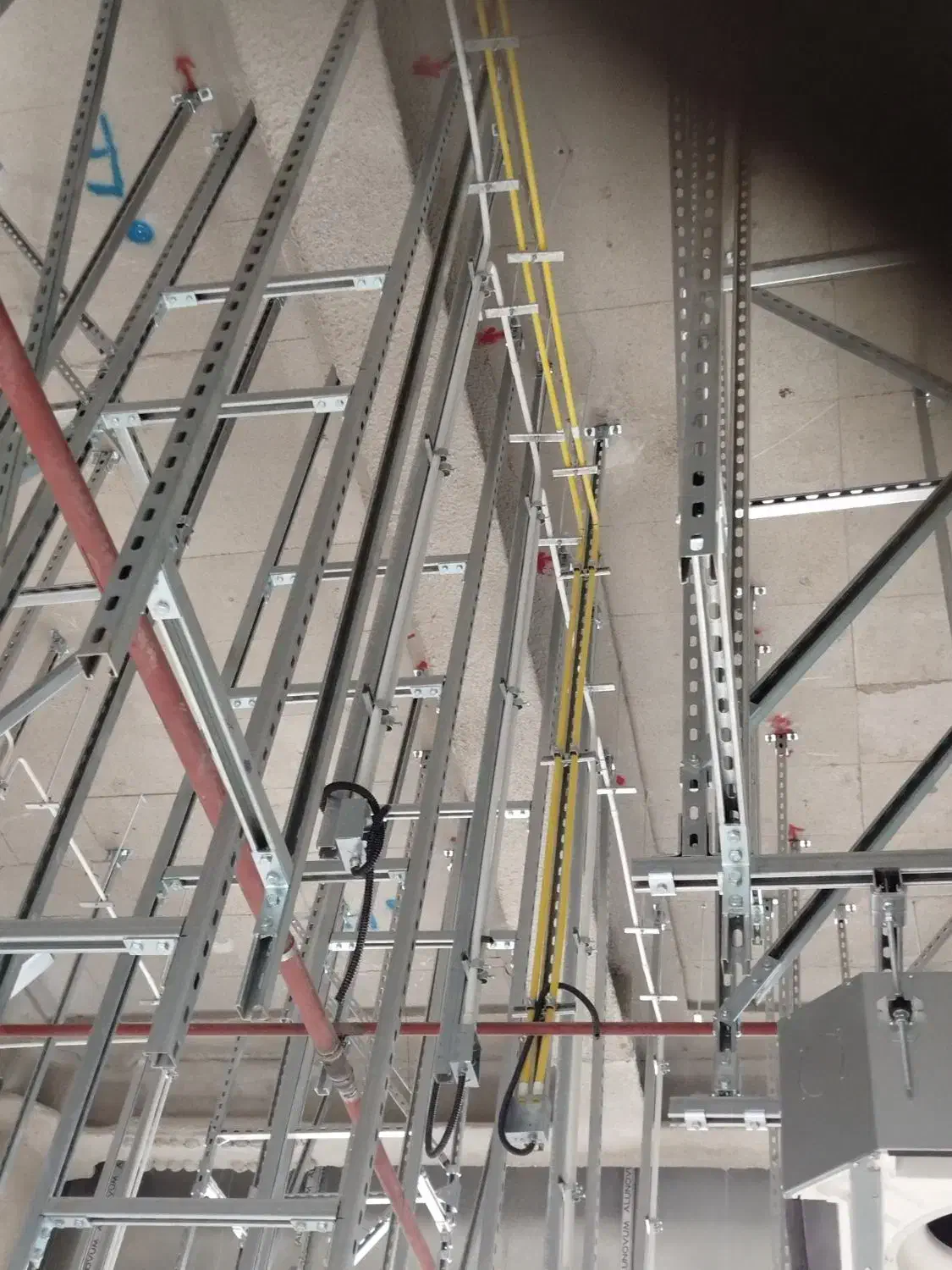 استا فنی برق|استخدام صنعتی، فنی، مهندسی|یاسوج, |دیوار