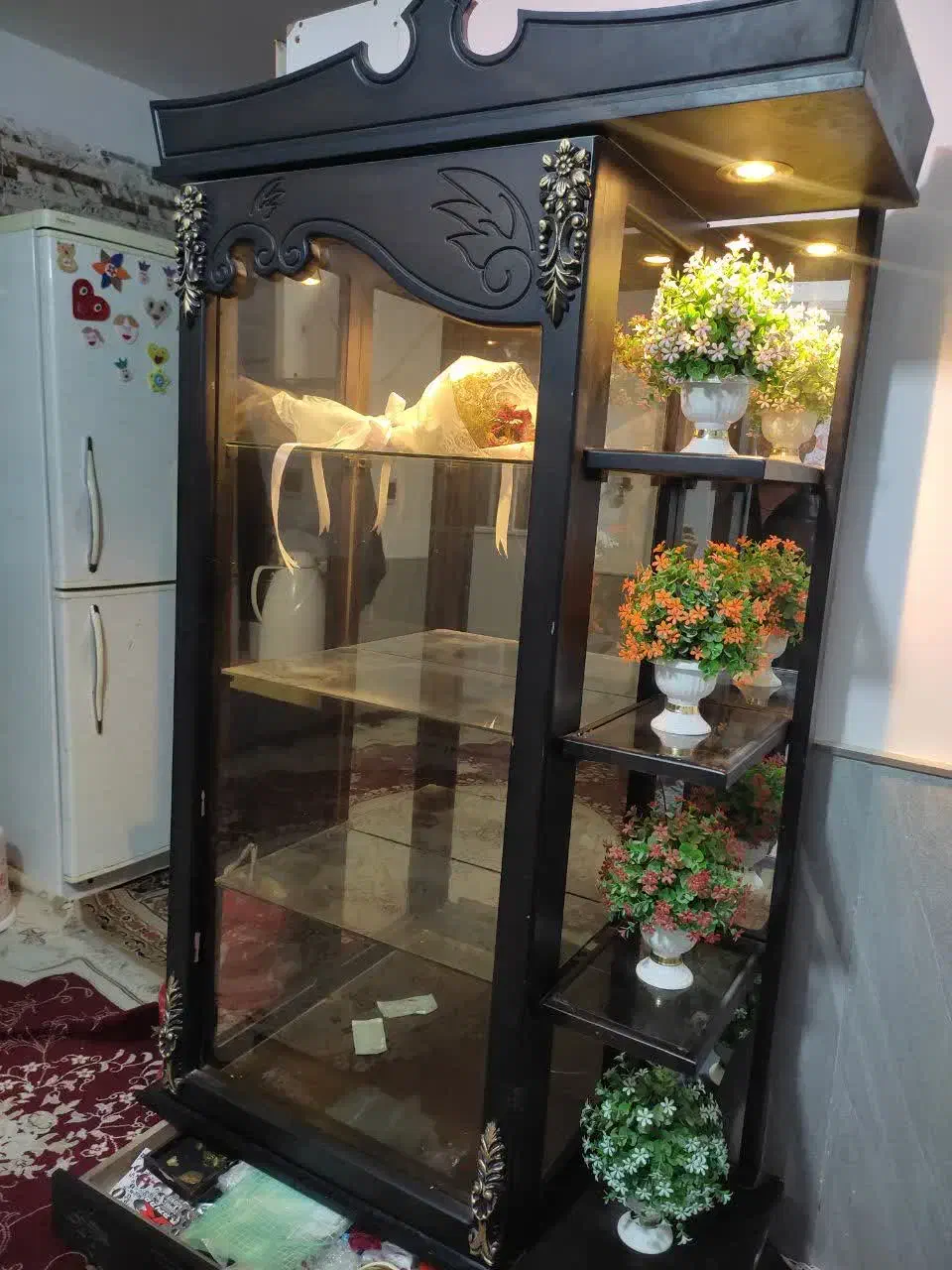 چند قلم جنس نو و در حد نو|بوفه، ویترین، کنسول|کاشان, یحیی آباد|دیوار